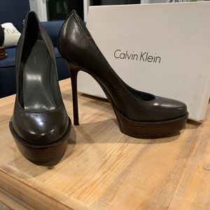 Calvin Klein, Chocolate Brown, wooden heel shoes, size 7